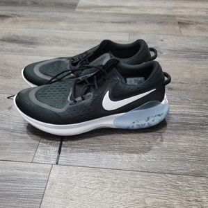 Men's Nike shoes